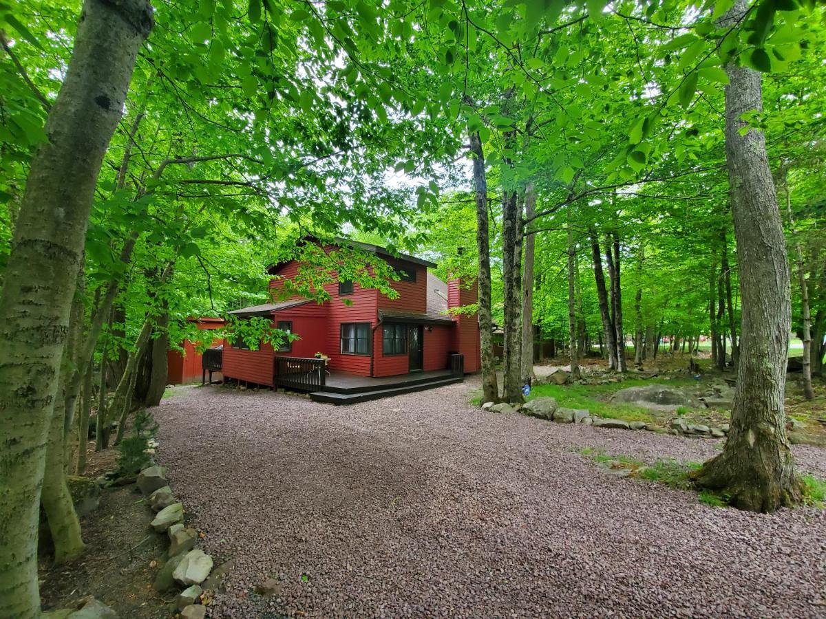 Chalet Renovated Near Casino, Camelback , Kalahari 4Bdrms Firepit Hot Tub Game Room Tobyhanna Exterior foto